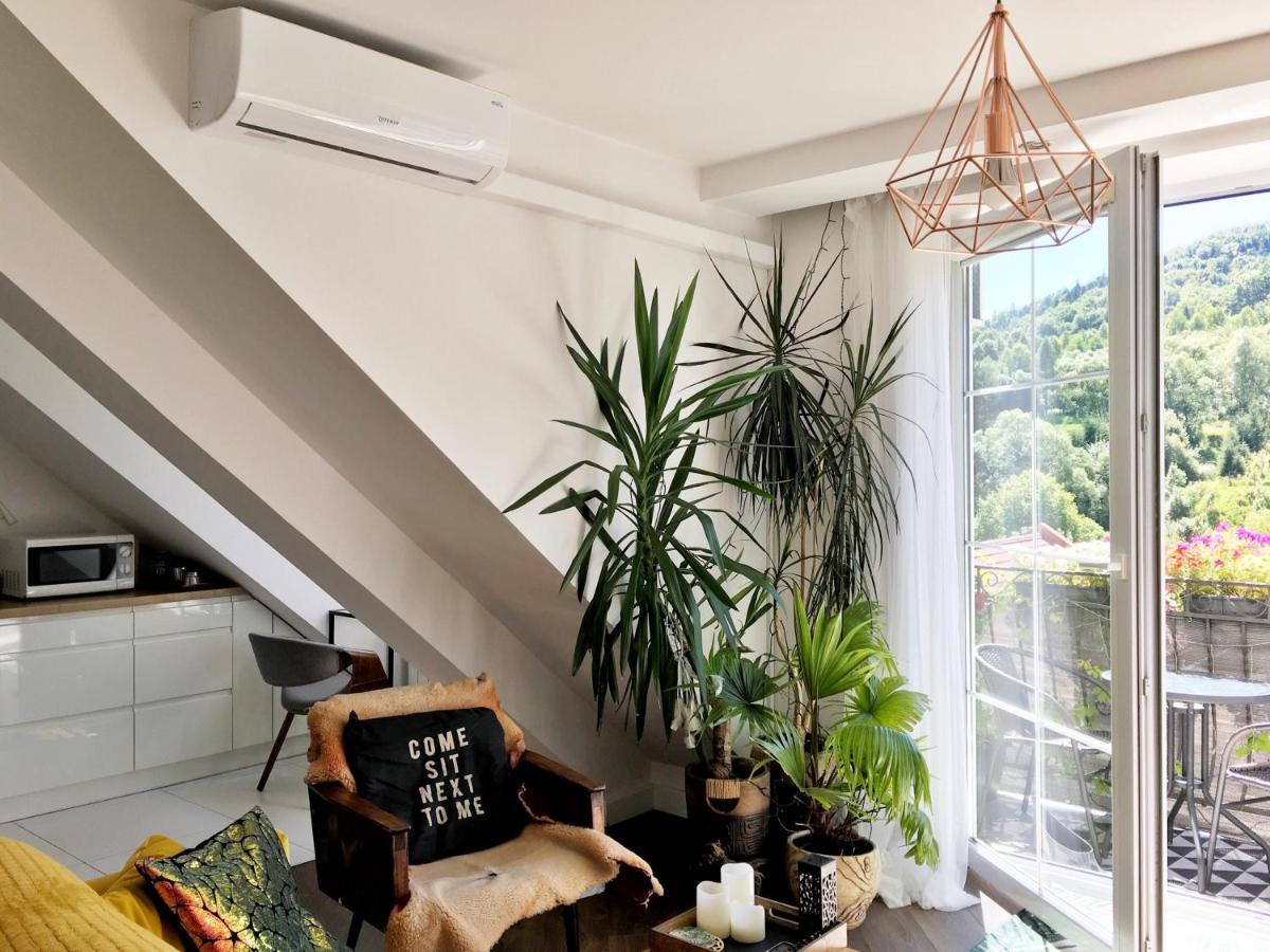 Apartament Dobre Miejsce Ustrzyki Dolne Buitenkant foto